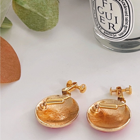 Ear clips - Picture 2 of 2